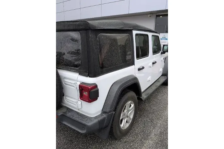 $27971 : Jeep Wrangler Unlimited 2020 image 5