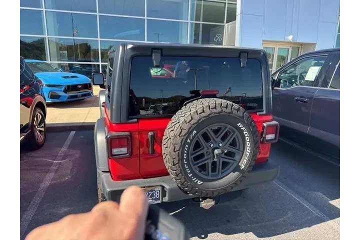 $29303 : Jeep Wrangler 2024 4x4 Sport image 5