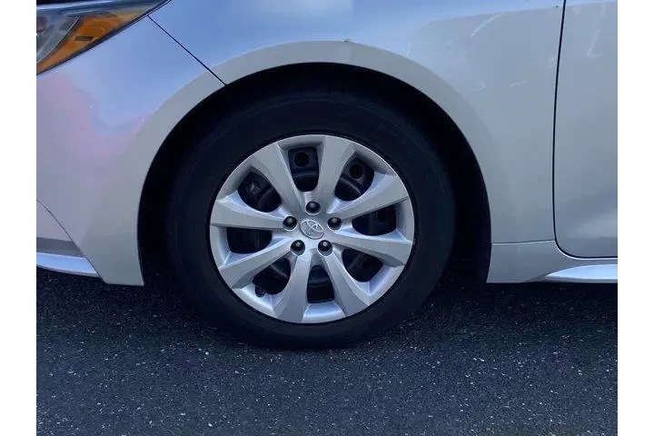 $16134 : Toyota Corolla 2023 LE 4dr S image 8