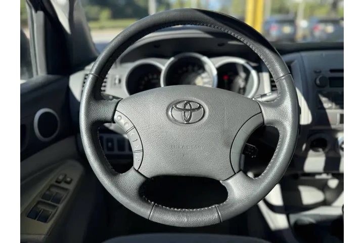 2010 Tacoma PreRunner V6 image 8