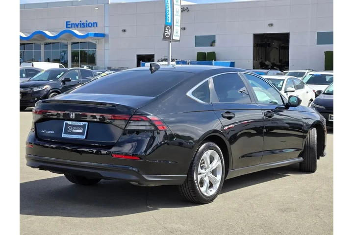 $23705 : Honda Accord 2024 LX 4dr Sed image 7