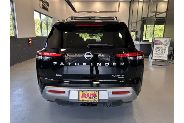 $39795 : Nissan Pathfinder 2024 AWD P image 5