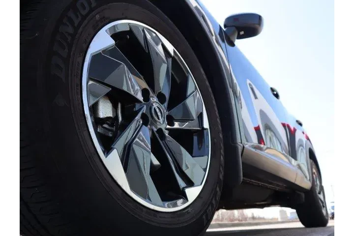 $28775 : Nissan Rogue 2025 AWD SV 4dr image 10