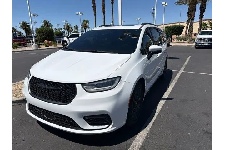 $23356 : Chrysler Pacifica 2023 Touri image 1