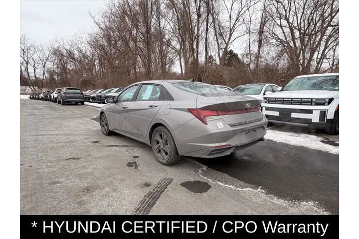 $18800 : Hyundai ELANTRA 2023 SEL 4dr image 5