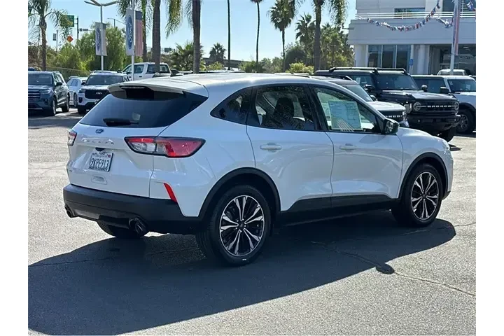 $16000 : Ford Escape 2022 SE 4dr SUV image 6