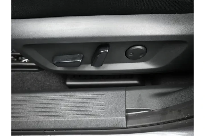 $25991 : Nissan Rogue 2023 SV 4dr Cro image 7