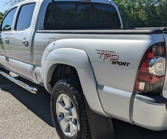 $12000 : 2013 Toyota Tacoma TRD Sport image 5