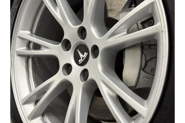 $28000 : Tesla Model Y 2020 AWD Long image 5