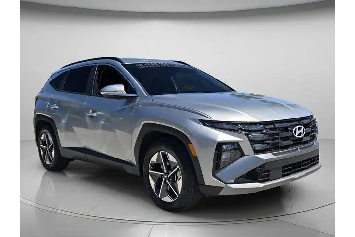 $26784 : Hyundai TUCSON 2025 SEL Conv image 9