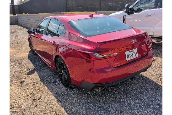 $26803 : Toyota Camry 2025 SE 4dr Sed image 4