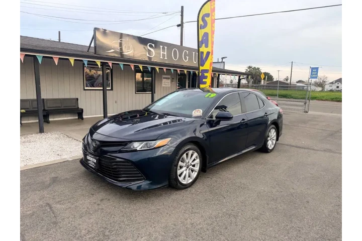 $16995 : 2019 Camry LE image 1
