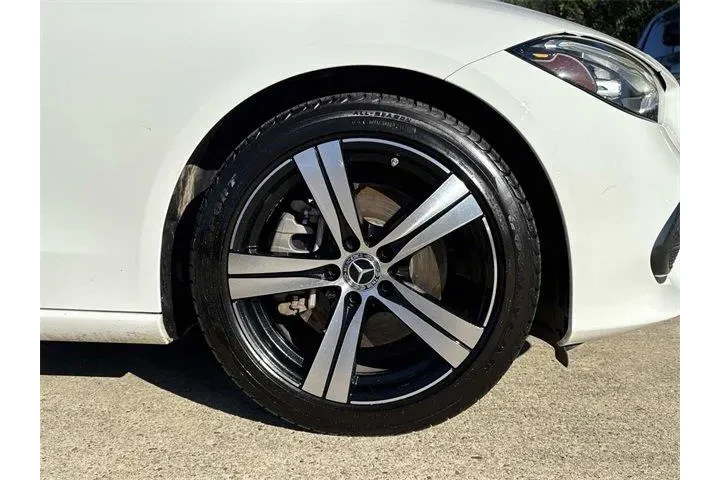 $32629 : Mercedes-Benz C-Class 2022 C image 3