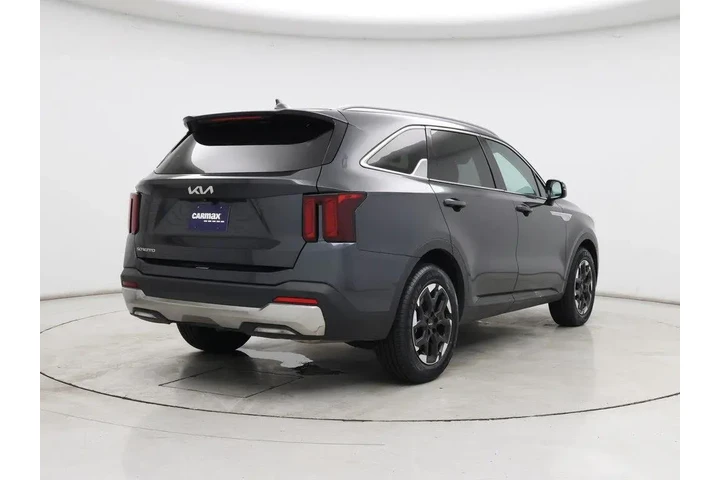 $24998 : Kia Sorento 2024 S 4dr SUV image 8