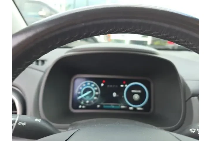 $17955 : Hyundai KONA 2023 Limited 4d image 8