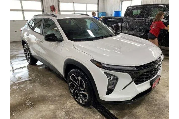 $22909 : Chevrolet Trax 2024 RS 4dr C image 3