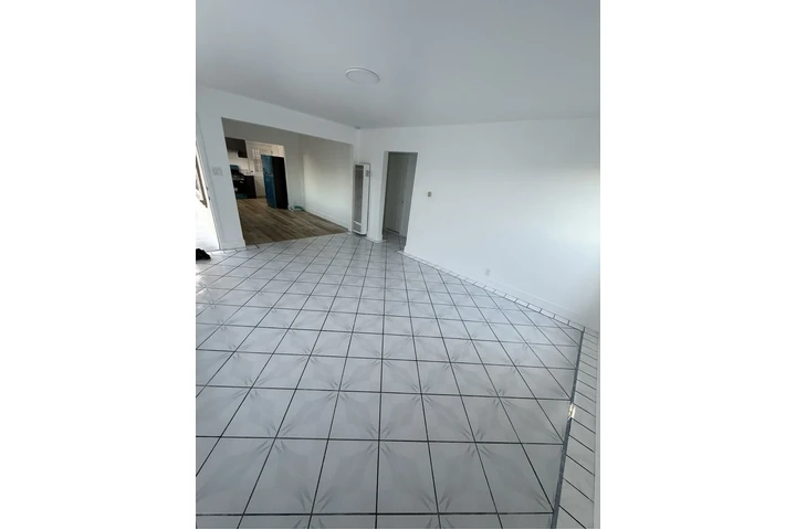 $3500 : CASA BILES INCLUIDOS image 4