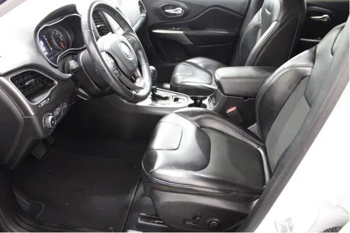 $19928 : Jeep Cherokee 2019 4x4 Latit image 5