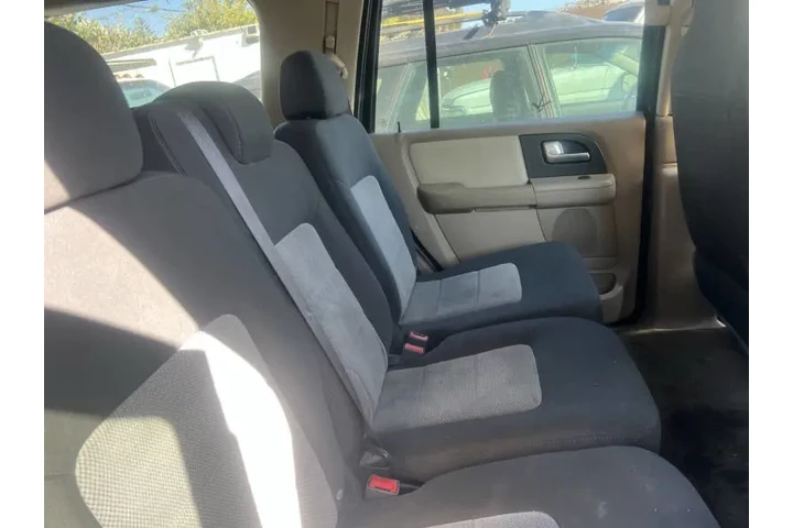 $5000 : 2004 Expedition Eddie Bauer image 8