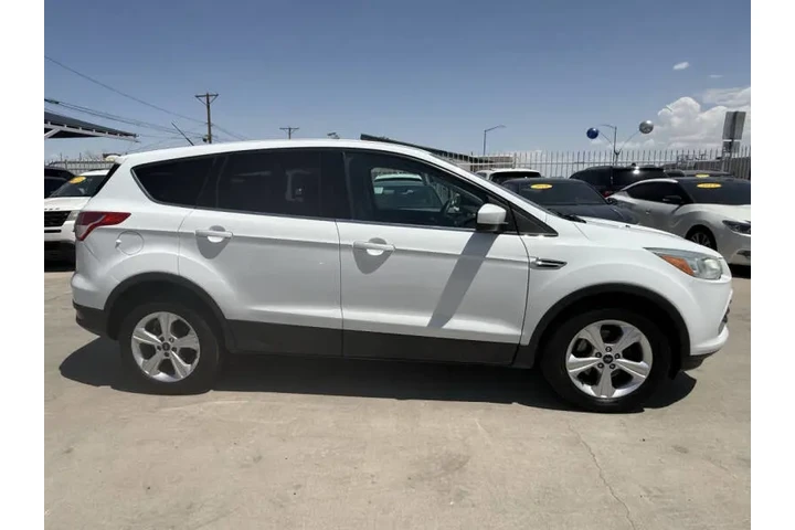 $7900 : 2014 Escape SE image 7