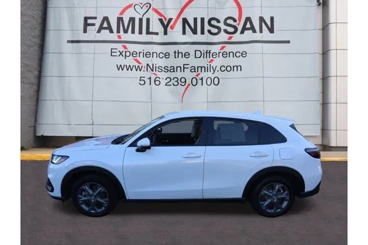 $27888 : Honda HR-V 2026 AWD LX 4dr C image 6