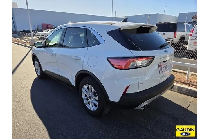 $24900 : Ford Escape 2022 SE 4dr SUV image 3