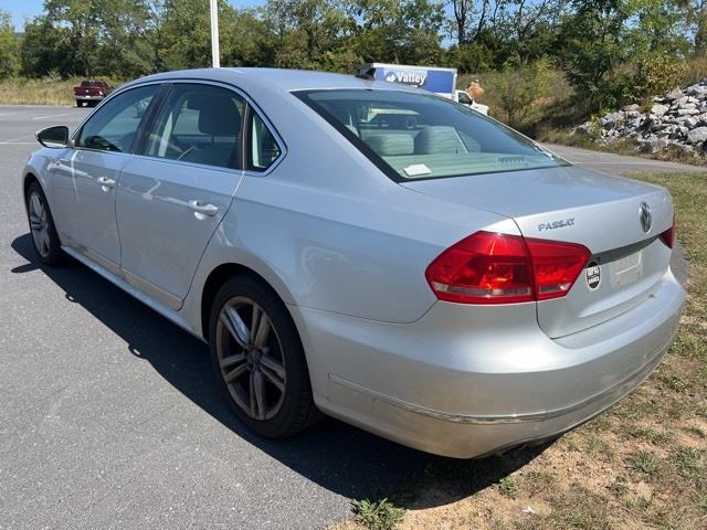 $9998 : PRE-OWNED 2012 VOLKSWAGEN PAS image 5