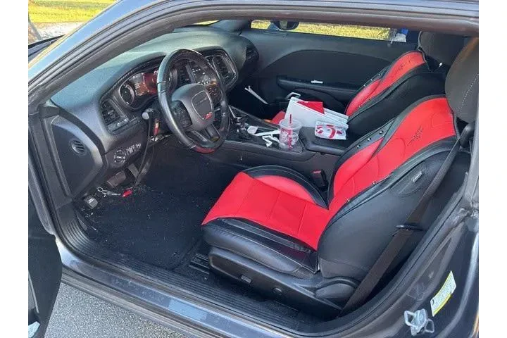 $22500 : Dodge Challenger 2022 SXT 2d image 4