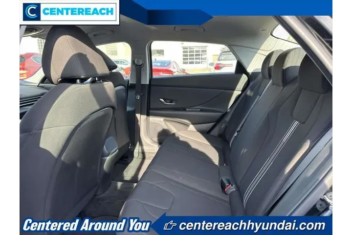 $17998 : Hyundai ELANTRA 2023 SEL 4dr image 10