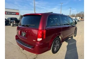 $5980 : 2017 Grand Caravan SXT Wagon thumbnail