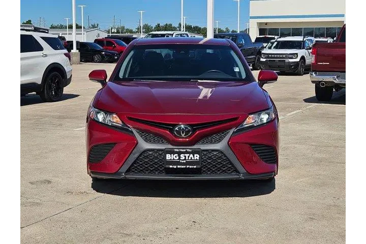 $17100 : Toyota Camry 2018 LE 4dr Sed image 8