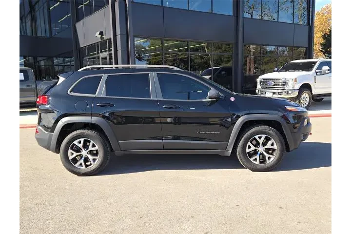 $14750 : Jeep Cherokee 2018 4x4 Trail image 5
