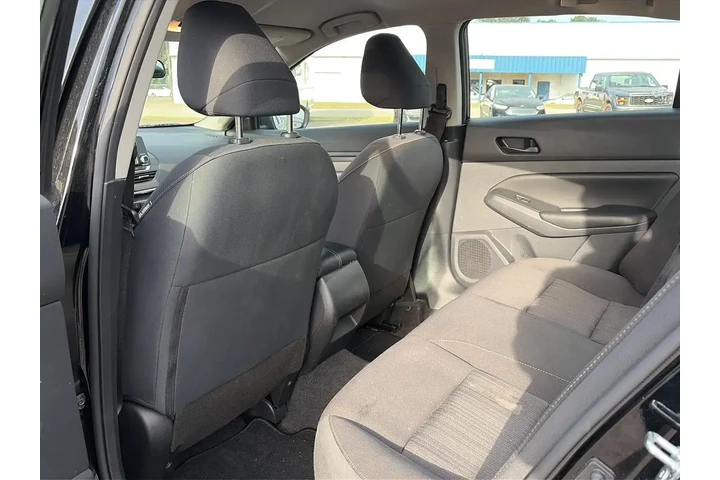 $21056 : Nissan Altima 2024 2.5 S 4dr image 3