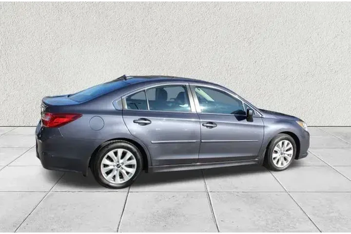 $4495 : Subaru Legacy 2017 AWD 2.5i image 10