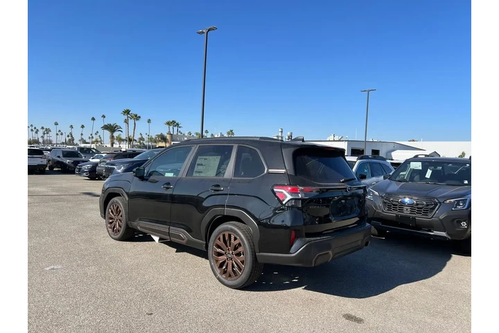 $32994 : Subaru Forester 2025 AWD Spo image 3