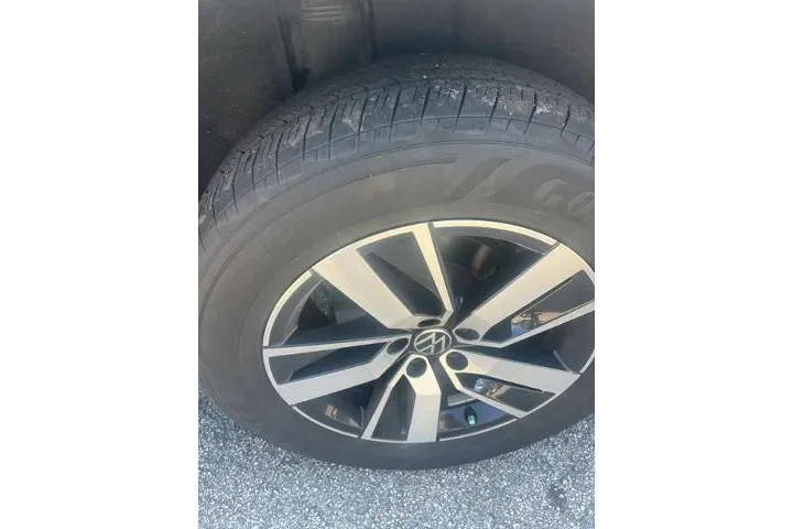 $22990 : Volkswagen Atlas 2022 SE 4dr image 5