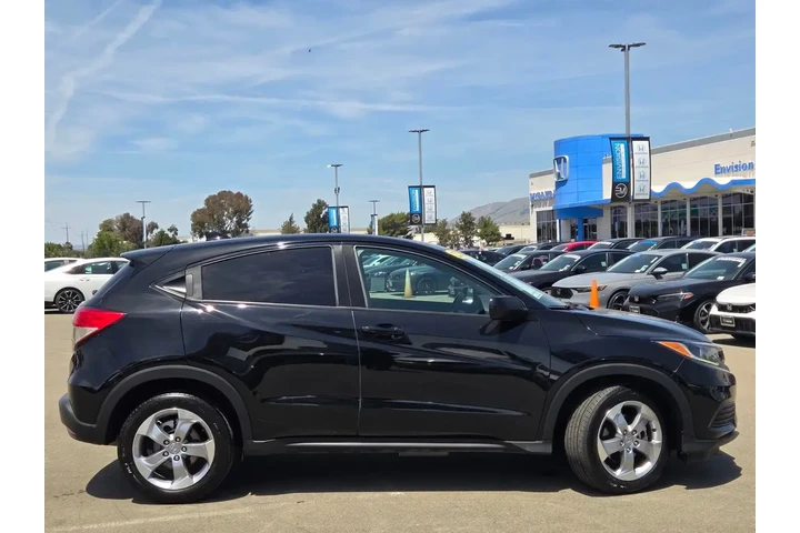 $17588 : Honda HR-V 2022 AWD LX 4dr C image 8