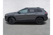 $25990 : Jeep Cherokee 2023 4x4 Altit thumbnail
