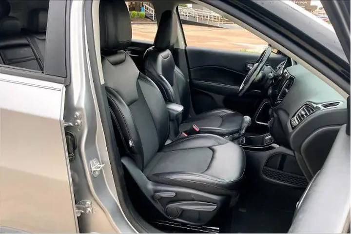 $11788 : Jeep Compass 2019 Latitude 4 image 8