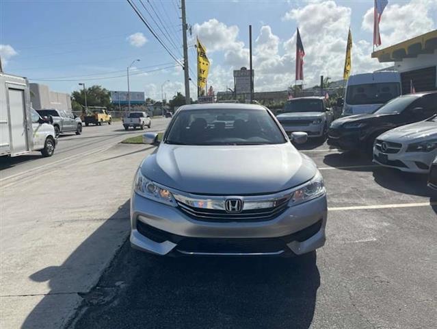 $14800 : 2017 Honda Accord image 2