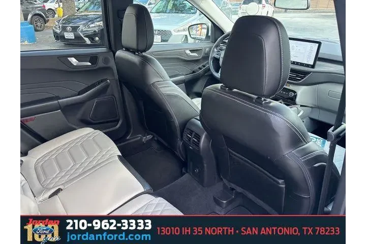 $27319 : Ford Escape 2023 AWD Platinu image 8