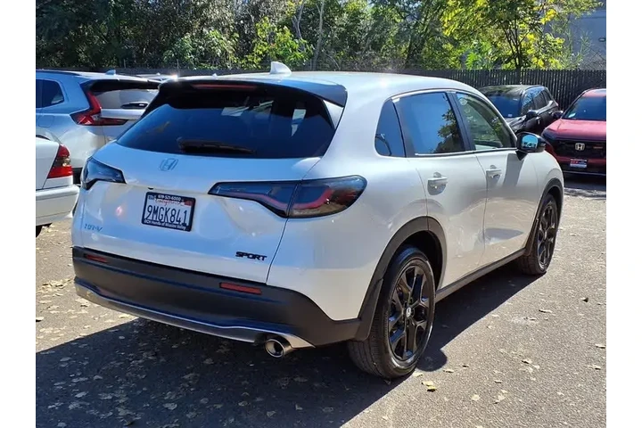 $25595 : Honda HR-V 2024 AWD Sport 4d image 4