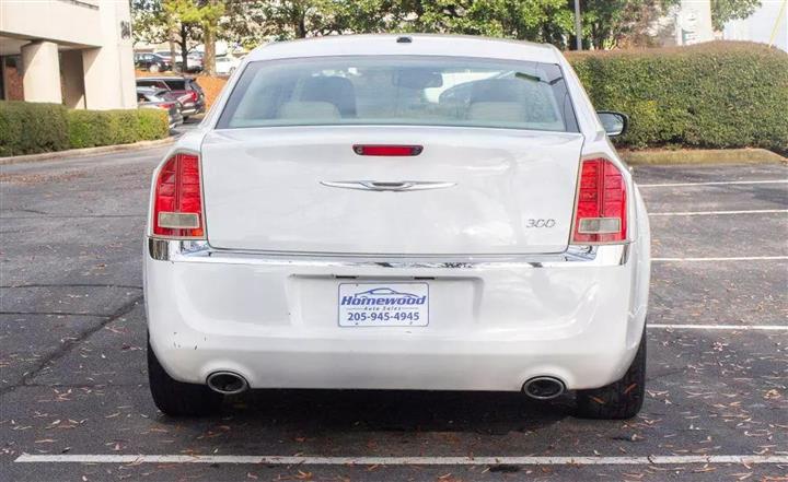 $8900 : 2012 CHRYSLER 3002012 CHRYSLE image 9