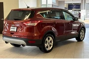 $10998 : Ford Escape 2016 SE 4dr SUV thumbnail