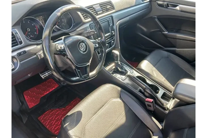 $12900 : 2018 Passat 2.0T R-Line image 3