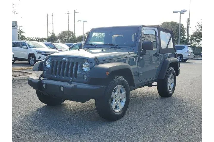 $13590 : Jeep Wrangler 2015 4x4 Sport image 3