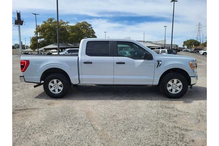 $29500 : Ford F-150 2022 4x2 XL 4dr S image 2