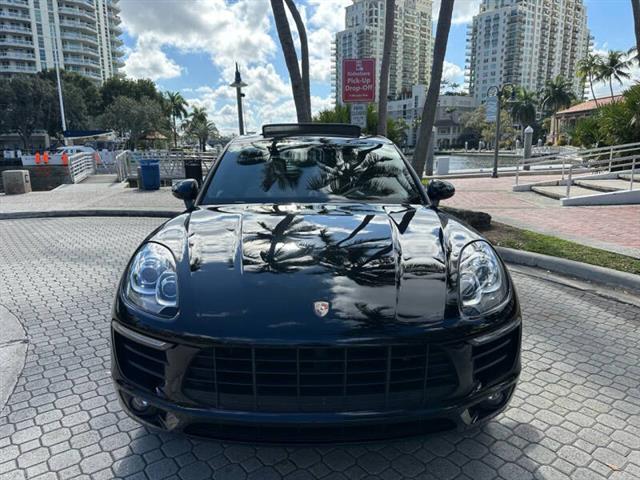 $17995 : 2017 Macan S image 3