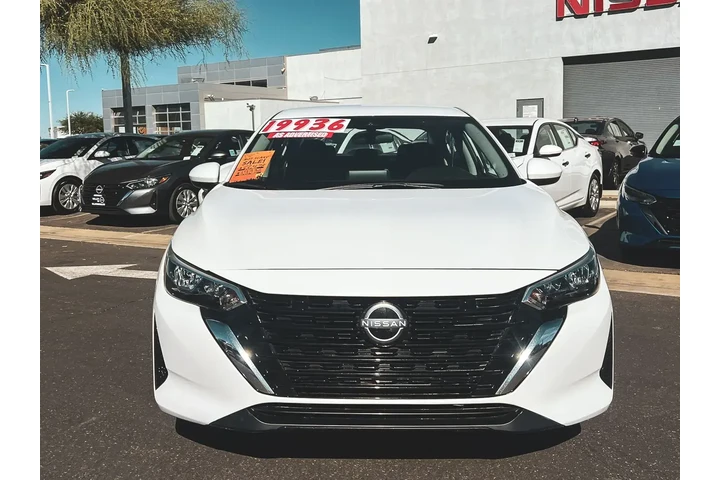 $19936 : Nissan Sentra 2024 SV 4dr Se image 8