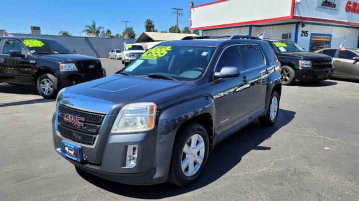 2010 GMC Terrain SLE-2 image 3